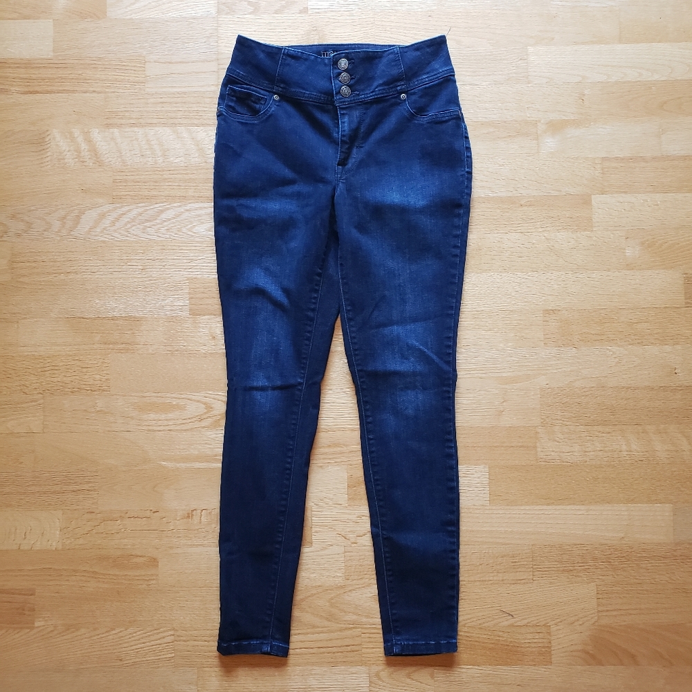 Maurices High-Rise Jegging